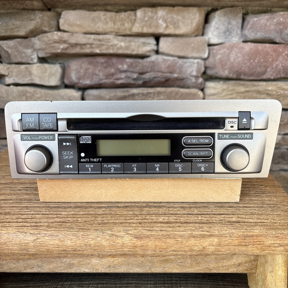 Honda Factory OEM Am/Fm Stereo Cd player P/N 39101-S5B-A210 -M1  REF# MF624AF